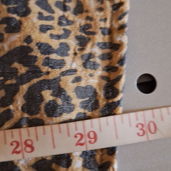 Indigo Rose Womens Leopard Blouse Cap Sleeve Ruffle Tie Neck Brown Black 3X - Picture 13 of 13